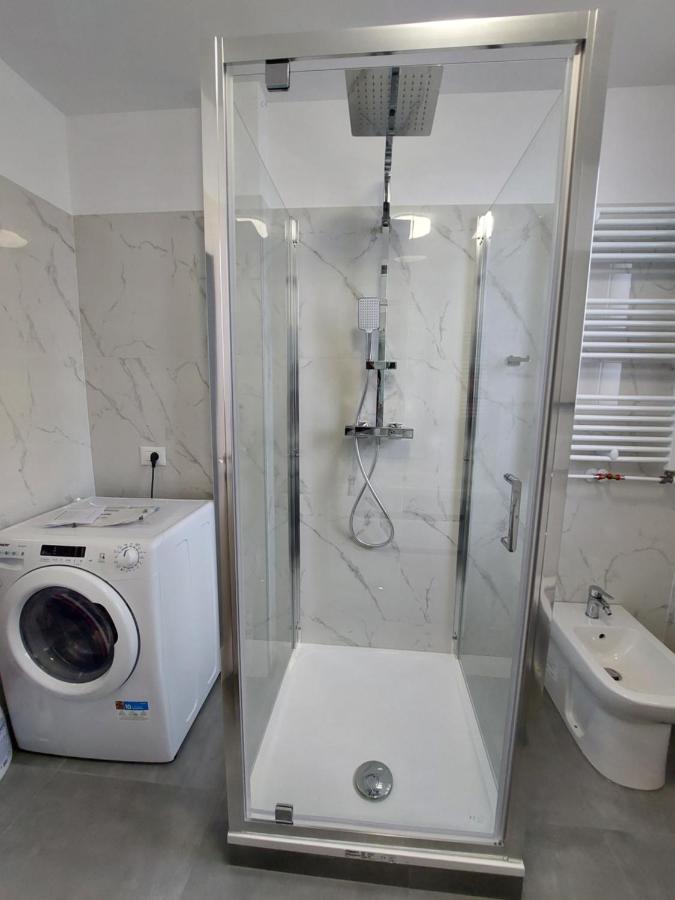 Trandafirului Residence Central ซูชาวา ภายนอก รูปภาพ